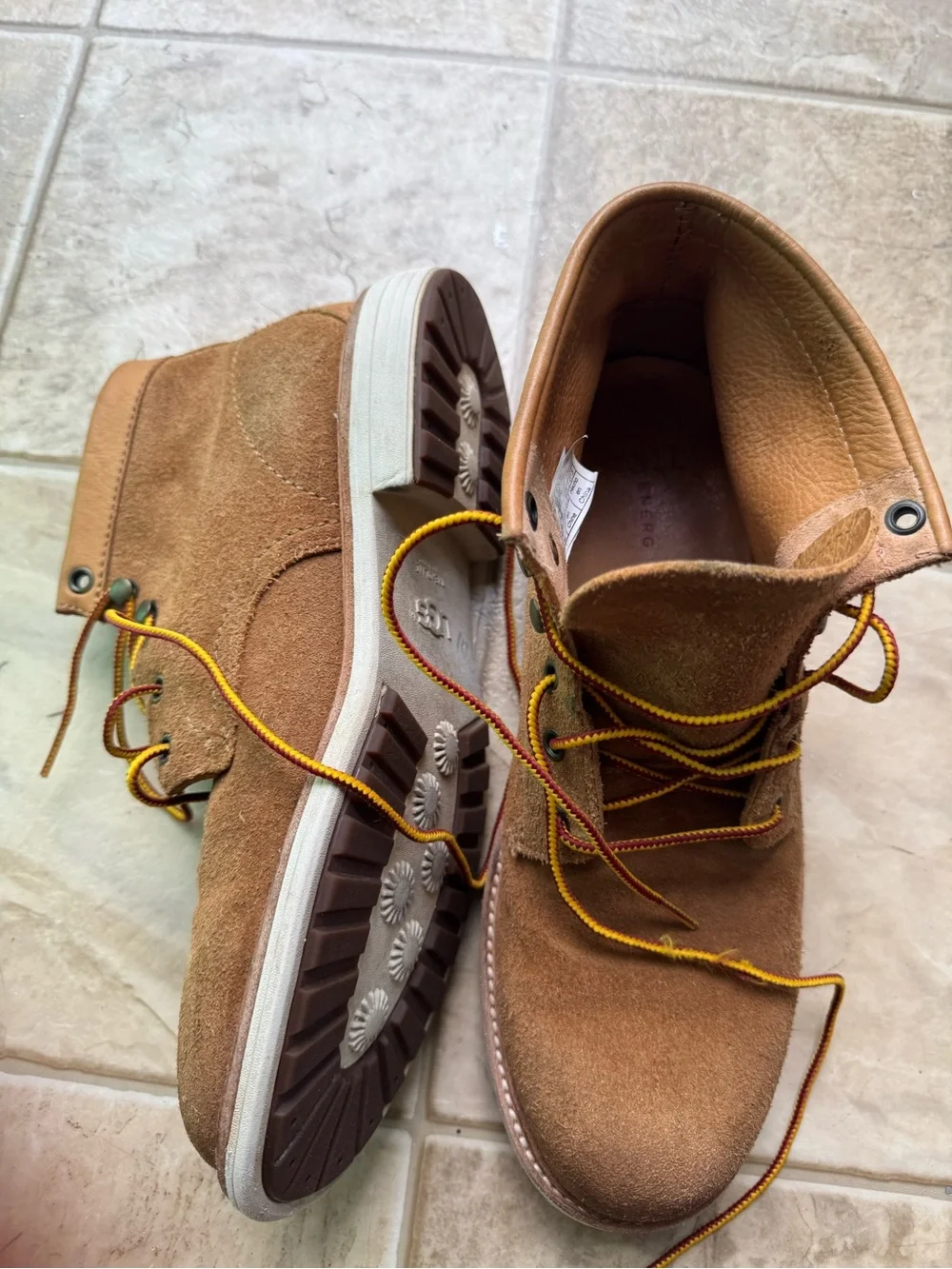 UGG Men’s Chestnut Suede Chukka Boot